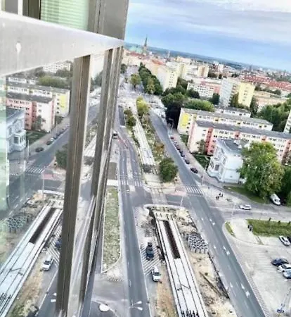 شقة Hanza Tower Sky Sauna & Jacuzzi & Pool